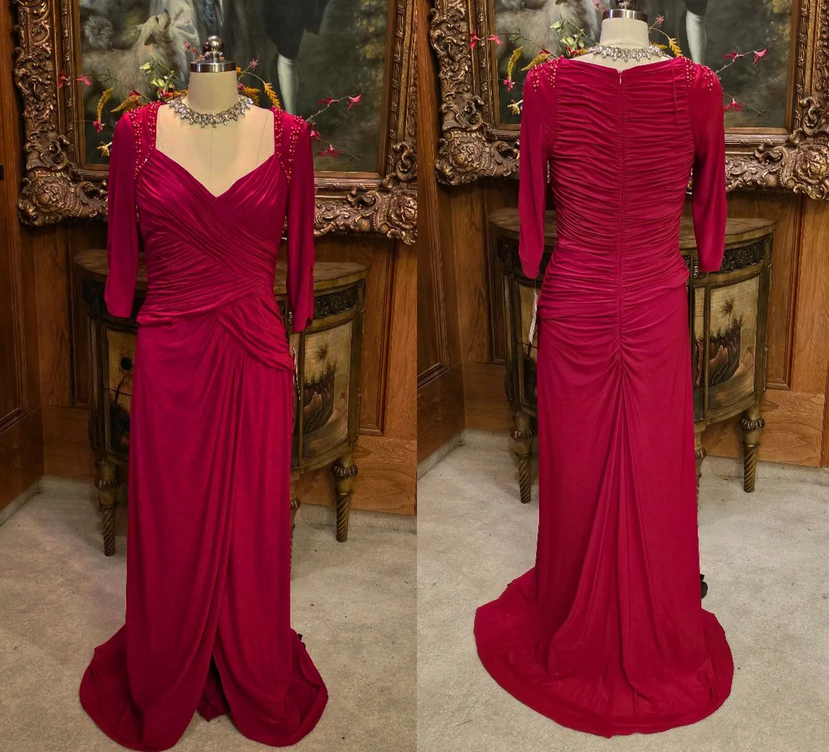 NEW - ADRIANNA PAPELL COLLECTION RUCHED EVENING GOWN IN DEEP SCARLET - NEVER WORN